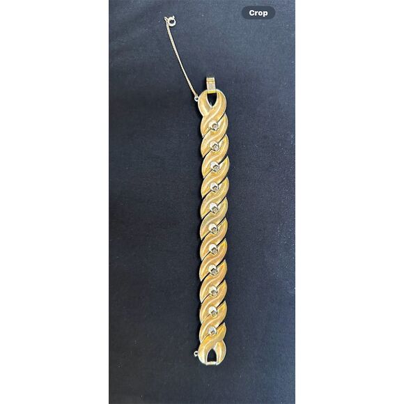 Crown Trifari Signed Vintage Gold Tone Linked Chain Bracelet 6.75" - Picture 5 of 13
